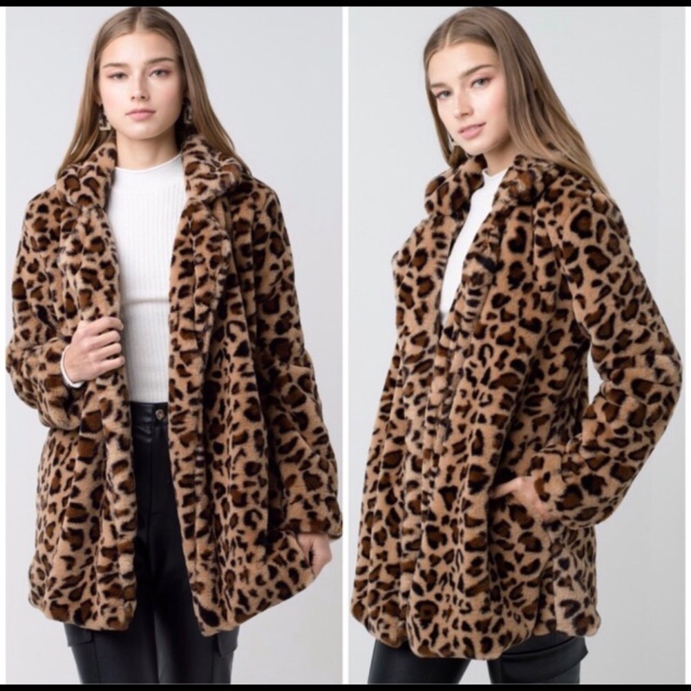 Leopard coat fully lined w/ pockets